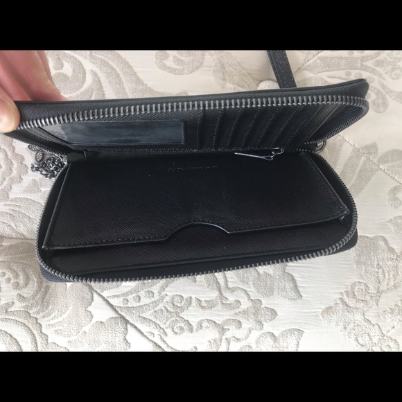 Michael Kors Wallet - Picture 3 of 3